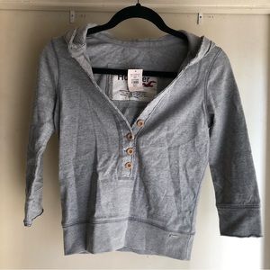 NWT Hollister Cropped V Neck Buttoned Hoodie